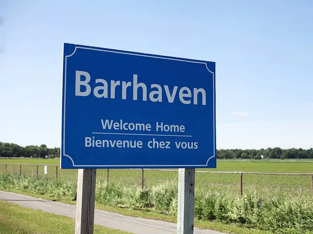 El cartel de bienvenida en Greenbank Road al entrar a Barrhaven.