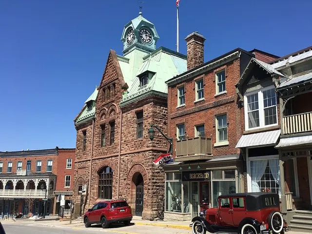 La histórica Mill Street en el centro de Almonte, Ontario.